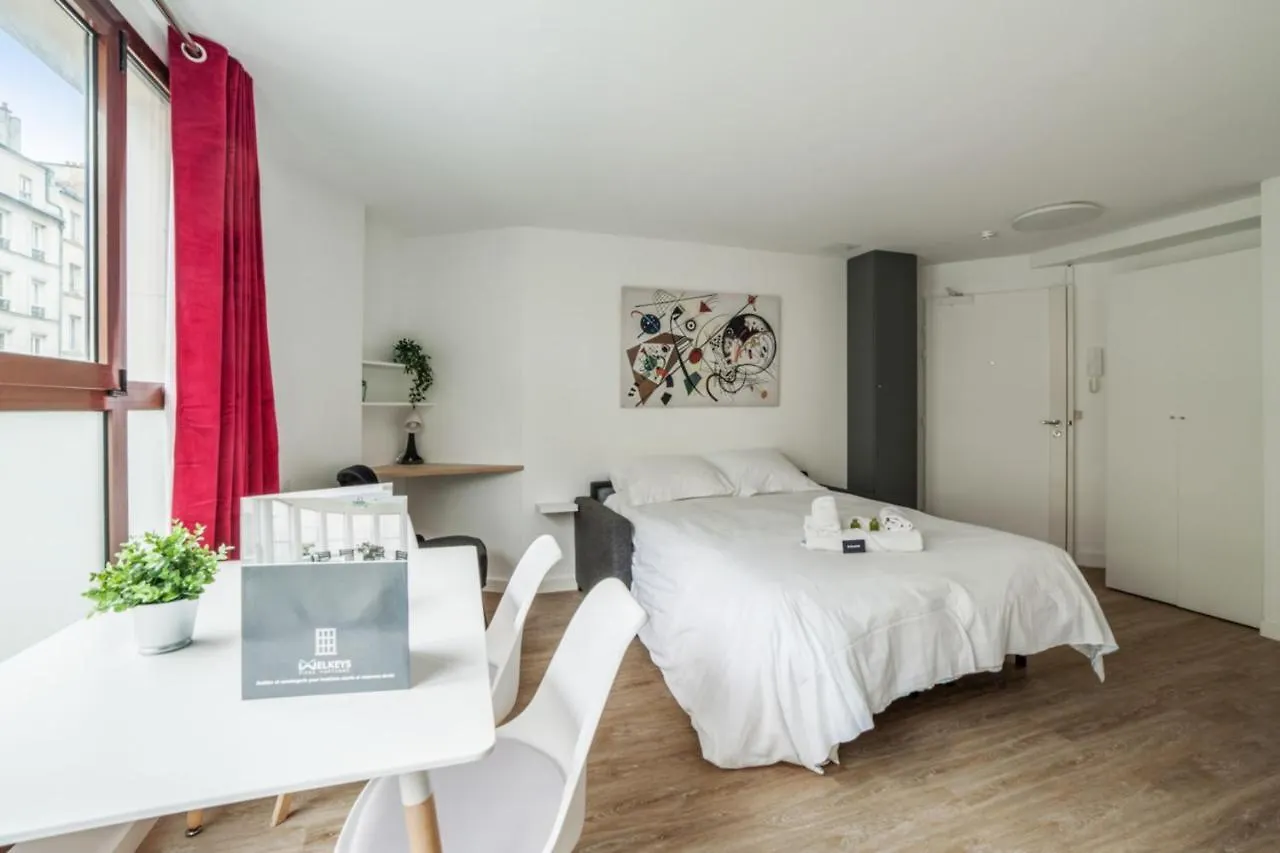 Lägenhet Bright And Cosy Flat At The Heart Of In A Trendy District - Welkeys *