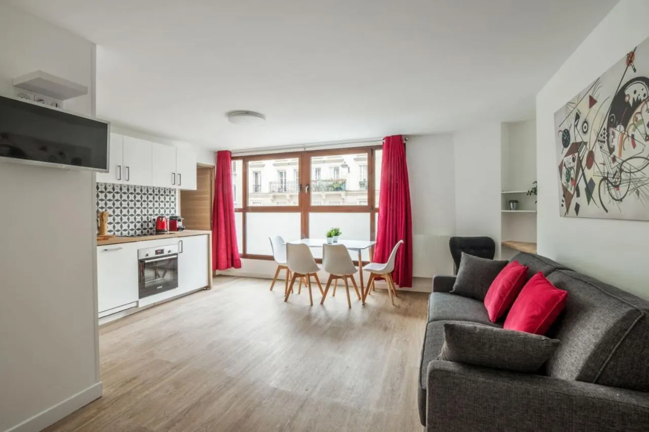 Bright And Cosy Flat At The Heart Of In A Trendy District - Welkeys דירה פריז